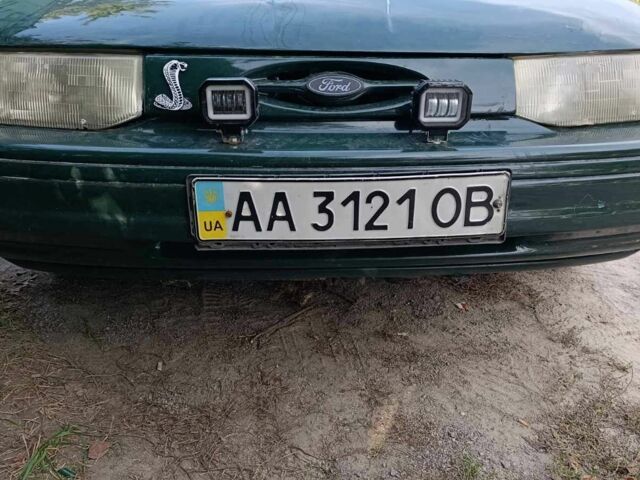 Зеленый Форд Эскорт, объемом двигателя 2 л и пробегом 150 тыс. км за 895 $, фото 1 на Automoto.ua