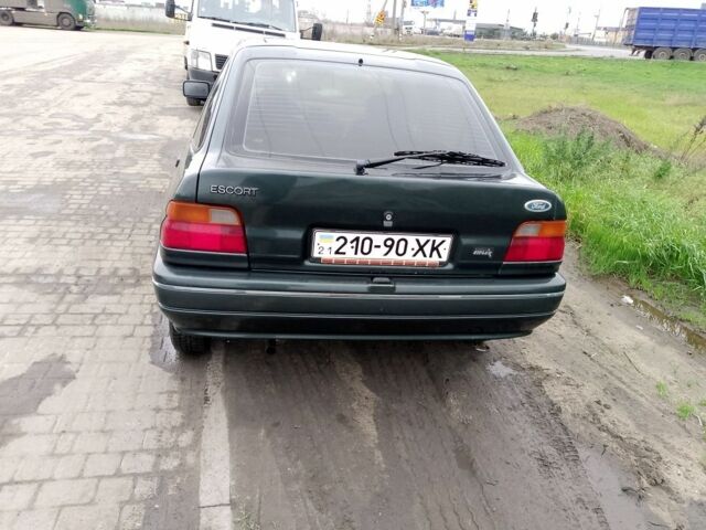 Зеленый Форд Эскорт, объемом двигателя 0 л и пробегом 1 тыс. км за 1100 $, фото 3 на Automoto.ua