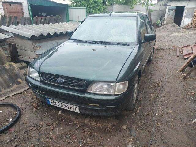 Зеленый Форд Эскорт, объемом двигателя 0 л и пробегом 345 тыс. км за 720 $, фото 2 на Automoto.ua