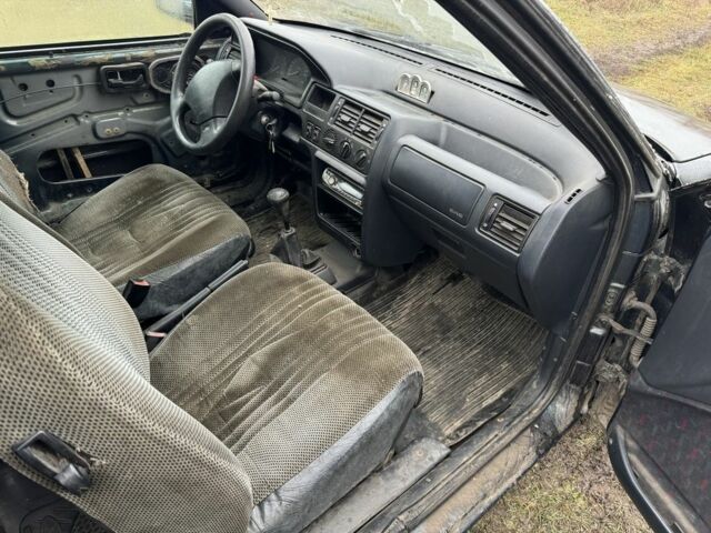 Зелений Форд Ескорт, об'ємом двигуна 1.6 л та пробігом 258 тис. км за 850 $, фото 4 на Automoto.ua