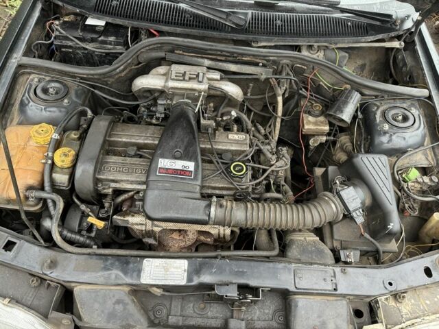 Зелений Форд Ескорт, об'ємом двигуна 1.6 л та пробігом 258 тис. км за 850 $, фото 5 на Automoto.ua