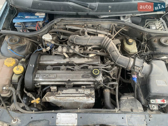 Зеленый Форд Эскорт, объемом двигателя 1.8 л и пробегом 216 тыс. км за 1900 $, фото 9 на Automoto.ua