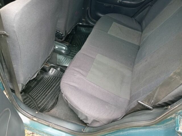 Зеленый Форд Эскорт, объемом двигателя 1.6 л и пробегом 300 тыс. км за 2200 $, фото 6 на Automoto.ua