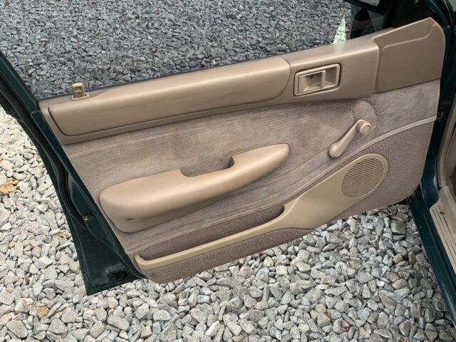 Зеленый Форд Эскорт, объемом двигателя 1.9 л и пробегом 251 тыс. км за 2000 $, фото 11 на Automoto.ua