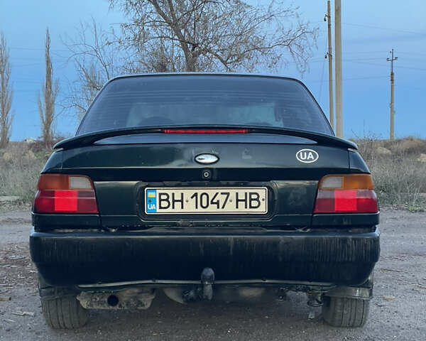 Зелений Форд Ескорт, об'ємом двигуна 1.8 л та пробігом 238 тис. км за 1600 $, фото 3 на Automoto.ua