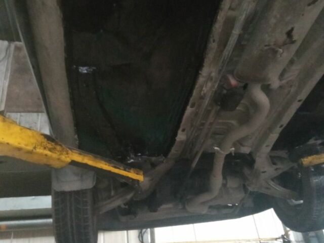 Зеленый Форд Эскорт, объемом двигателя 1.8 л и пробегом 340 тыс. км за 1000 $, фото 15 на Automoto.ua