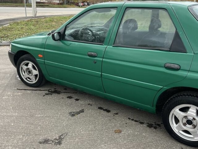 Зелений Форд Ескорт, об'ємом двигуна 1.6 л та пробігом 200 тис. км за 1000 $, фото 8 на Automoto.ua