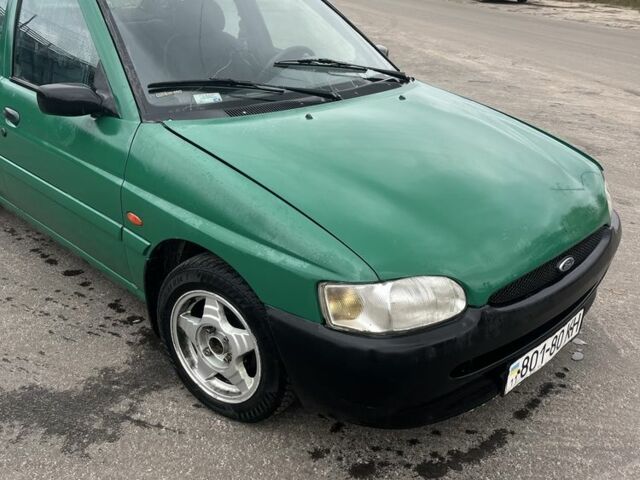 Зелений Форд Ескорт, об'ємом двигуна 1.6 л та пробігом 200 тис. км за 1000 $, фото 6 на Automoto.ua