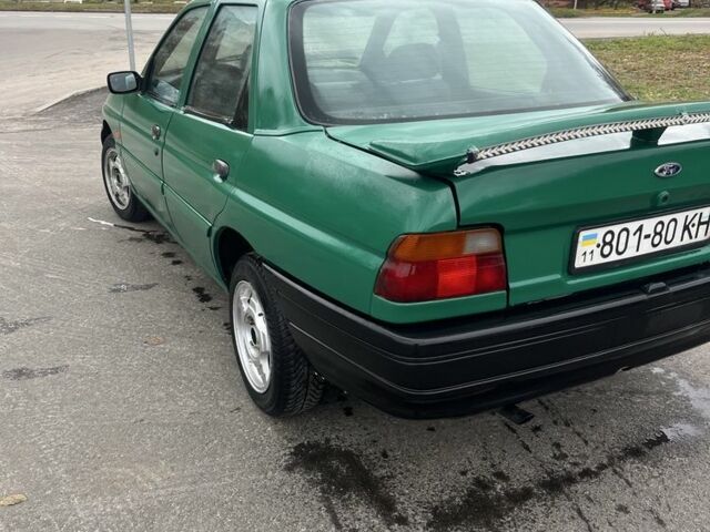 Зелений Форд Ескорт, об'ємом двигуна 1.6 л та пробігом 200 тис. км за 1000 $, фото 9 на Automoto.ua