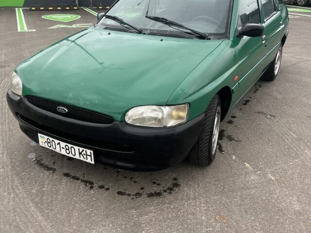 Зелений Форд Ескорт, об'ємом двигуна 1.6 л та пробігом 200 тис. км за 1000 $, фото 1 на Automoto.ua