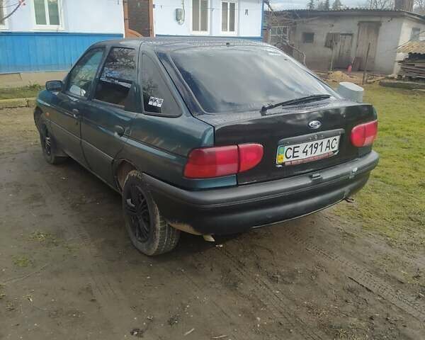 Зелений Форд Ескорт, об'ємом двигуна 1.3 л та пробігом 666 тис. км за 1600 $, фото 2 на Automoto.ua