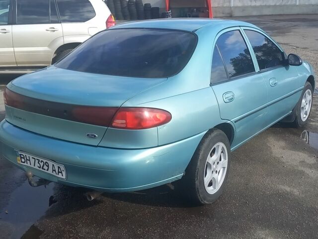 Зелений Форд Ескорт, об'ємом двигуна 2 л та пробігом 150 тис. км за 2000 $, фото 2 на Automoto.ua