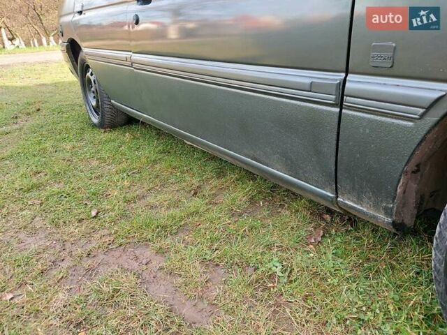 Зеленый Форд Эскорт, объемом двигателя 1.8 л и пробегом 436 тыс. км за 1999 $, фото 6 на Automoto.ua