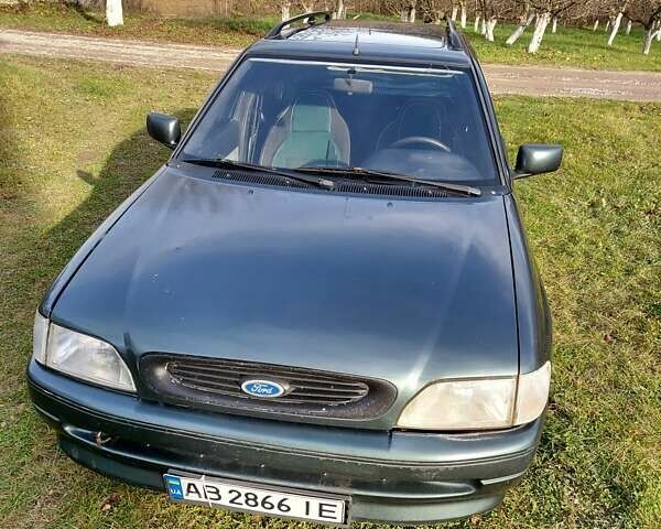 Зеленый Форд Эскорт, объемом двигателя 1.8 л и пробегом 436 тыс. км за 1999 $, фото 12 на Automoto.ua