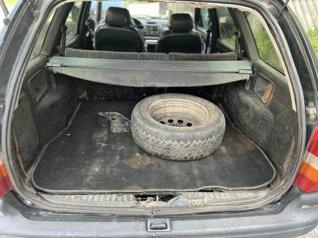 Зеленый Форд Эскорт, объемом двигателя 1.8 л и пробегом 2 тыс. км за 900 $, фото 6 на Automoto.ua