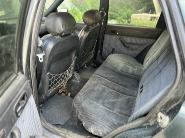 Зеленый Форд Эскорт, объемом двигателя 1.8 л и пробегом 2 тыс. км за 900 $, фото 5 на Automoto.ua