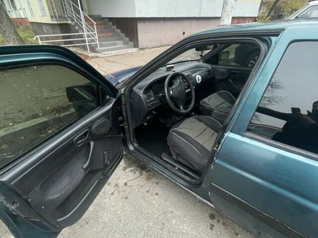 Зелений Форд Ескорт, об'ємом двигуна 1.6 л та пробігом 111 тис. км за 1300 $, фото 3 на Automoto.ua