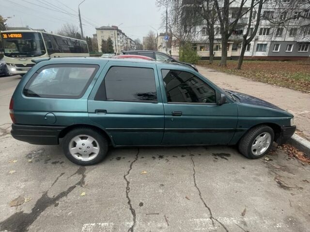 Зелений Форд Ескорт, об'ємом двигуна 1.6 л та пробігом 111 тис. км за 1300 $, фото 2 на Automoto.ua