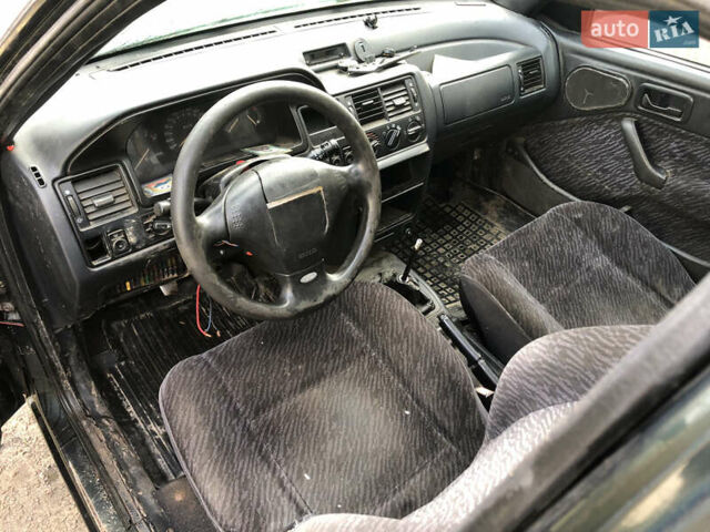 Зелений Форд Ескорт, об'ємом двигуна 1.6 л та пробігом 250 тис. км за 399 $, фото 9 на Automoto.ua