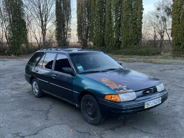 Зеленый Форд Эскорт, объемом двигателя 1.9 л и пробегом 450 тыс. км за 595 $, фото 2 на Automoto.ua