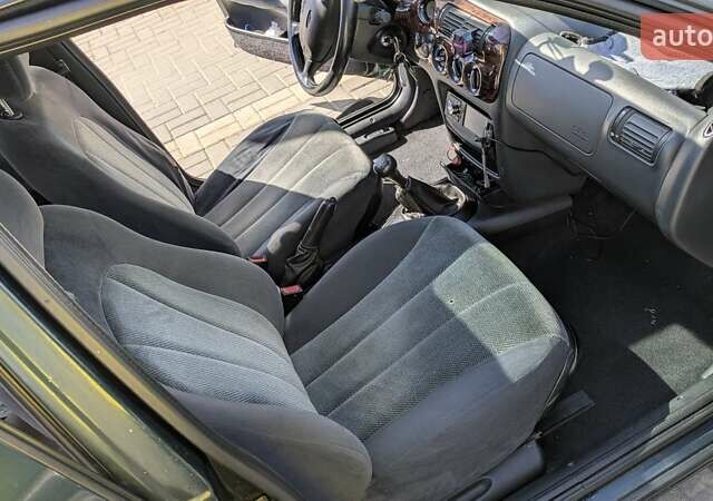 Зеленый Форд Эскорт, объемом двигателя 1.6 л и пробегом 217 тыс. км за 2000 $, фото 11 на Automoto.ua