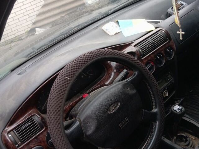 Зеленый Форд Эскорт, объемом двигателя 0 л и пробегом 200 тыс. км за 1200 $, фото 3 на Automoto.ua