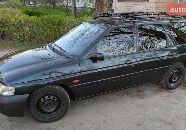 Зеленый Форд Эскорт, объемом двигателя 1.6 л и пробегом 217 тыс. км за 2000 $, фото 30 на Automoto.ua