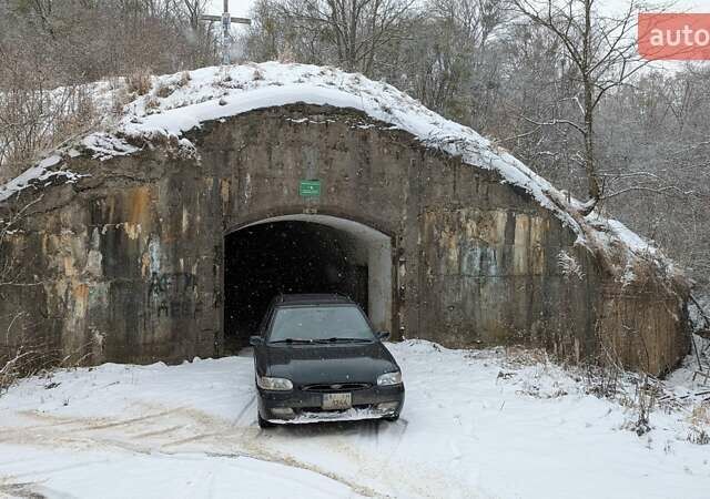 Зеленый Форд Эскорт, объемом двигателя 1.6 л и пробегом 217 тыс. км за 2000 $, фото 13 на Automoto.ua