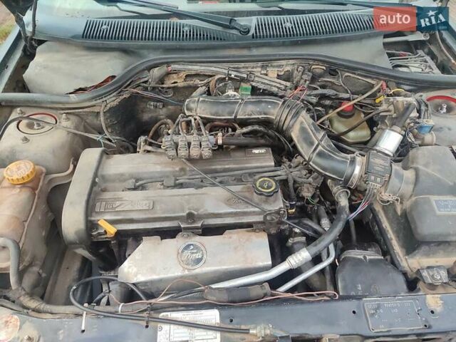 Форд Эскорт 1996 в Виннице на Automoto.ua Зеленый Форд Эскорт, объемом двигателя 1.6 л и пробегом 500 тыс. км за 1100 $, фото 5 на Automoto.ua