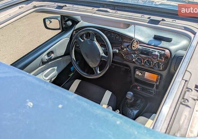 Зеленый Форд Эскорт, объемом двигателя 1.6 л и пробегом 217 тыс. км за 2000 $, фото 21 на Automoto.ua