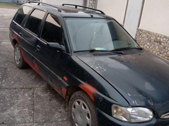 Зеленый Форд Эскорт, объемом двигателя 0 л и пробегом 200 тыс. км за 1200 $, фото 1 на Automoto.ua