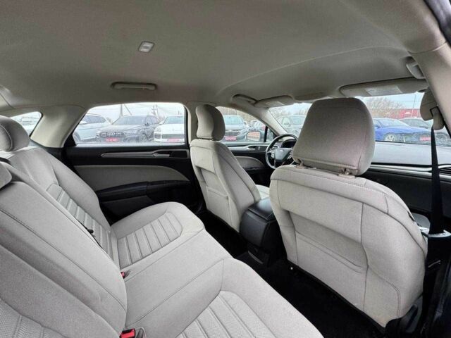 Синій Форд Екскурсія, об'ємом двигуна 2.5 л та пробігом 131 тис. км за 9800 $, фото 5 на Automoto.ua