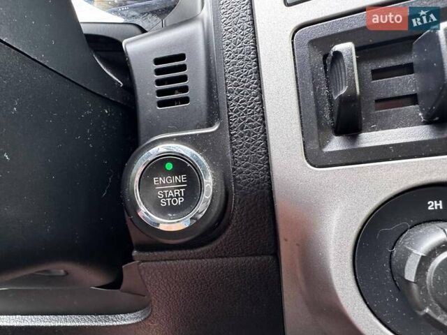 Белый Форд Экспедиция, объемом двигателя 3.5 л и пробегом 160 тыс. км за 21500 $, фото 21 на Automoto.ua