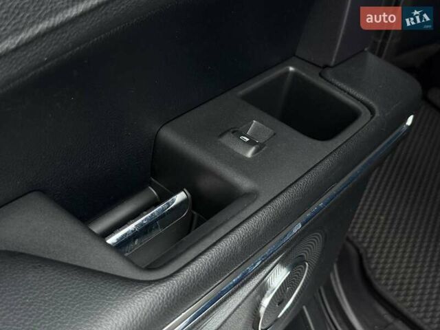 Белый Форд Экспедиция, объемом двигателя 3.5 л и пробегом 157 тыс. км за 26300 $, фото 45 на Automoto.ua