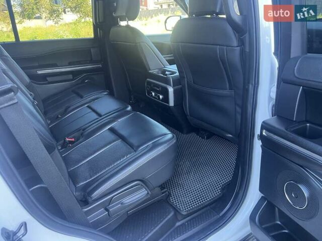 Форд Экспедиция 2019 в Ровно на Automoto.ua Белый Форд Экспедиция, объемом двигателя 3.5 л и пробегом 157 тыс. км за 26000 $, фото 32 на Automoto.ua