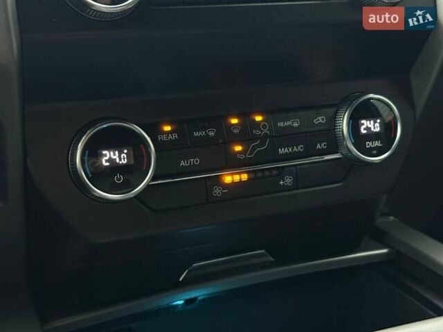 Белый Форд Экспедиция, объемом двигателя 3.5 л и пробегом 157 тыс. км за 26300 $, фото 37 на Automoto.ua