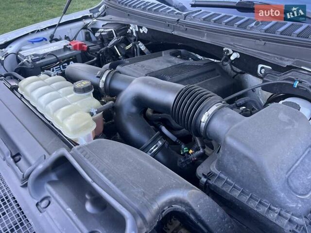 Форд Экспедиция 2019 в Ровно на Automoto.ua Белый Форд Экспедиция, объемом двигателя 3.5 л и пробегом 157 тыс. км за 26000 $, фото 48 на Automoto.ua