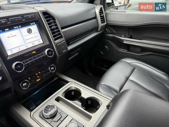 Белый Форд Экспедиция, объемом двигателя 3.5 л и пробегом 157 тыс. км за 26300 $, фото 39 на Automoto.ua