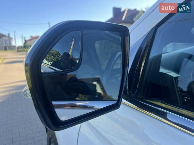 Форд Экспедиция 2019 в Ровно на Automoto.ua Белый Форд Экспедиция, объемом двигателя 3.5 л и пробегом 157 тыс. км за 26000 $, фото 42 на Automoto.ua