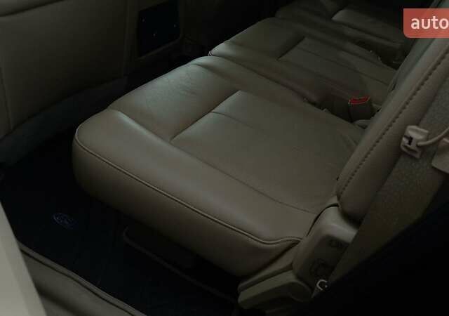 Черный Форд Экспедиция, объемом двигателя 3.5 л и пробегом 170 тыс. км за 17890 $, фото 15 на Automoto.ua