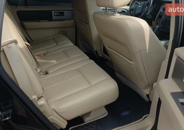 Черный Форд Экспедиция, объемом двигателя 3.5 л и пробегом 170 тыс. км за 17890 $, фото 14 на Automoto.ua