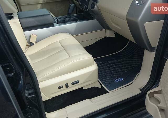 Черный Форд Экспедиция, объемом двигателя 3.5 л и пробегом 170 тыс. км за 17890 $, фото 28 на Automoto.ua