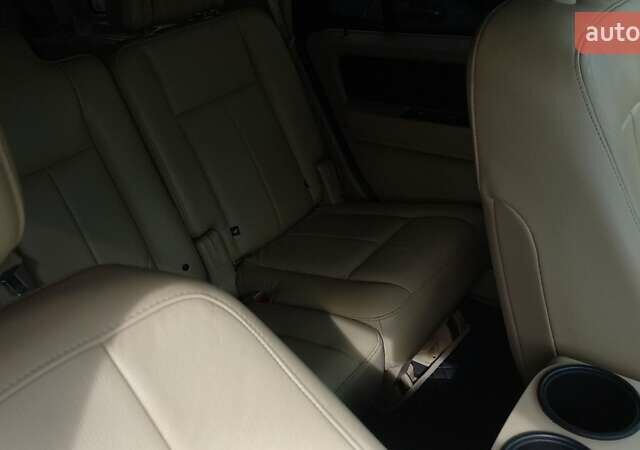 Черный Форд Экспедиция, объемом двигателя 3.5 л и пробегом 170 тыс. км за 17890 $, фото 25 на Automoto.ua