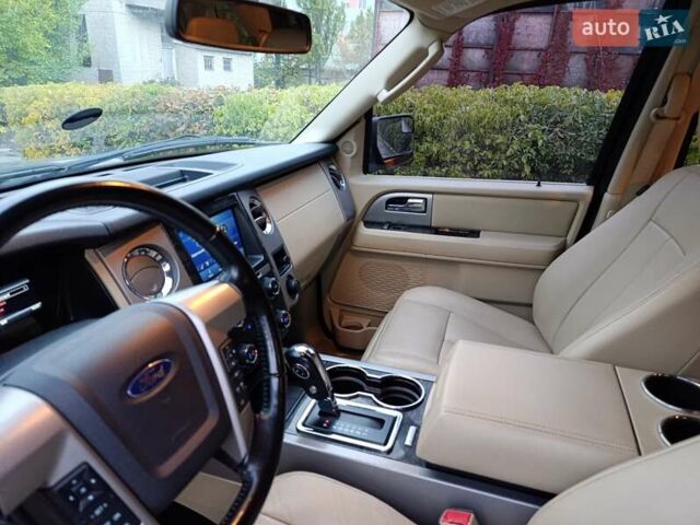 Форд Экспедиция 2016 в Киеве на Automoto.ua Черный Форд Экспедиция, объемом двигателя 3.5 л и пробегом 233 тыс. км за 22500 $, фото 10 на Automoto.ua