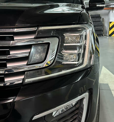 Черный Форд Экспедиция, объемом двигателя 3.5 л и пробегом 143 тыс. км за 31900 $, фото 6 на Automoto.ua