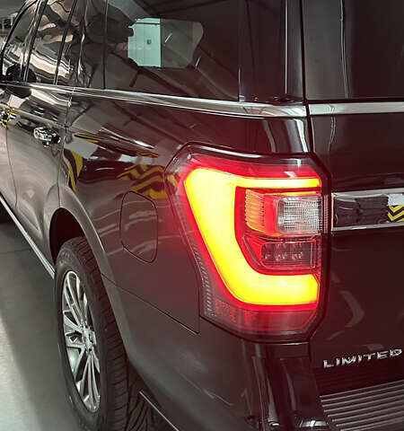 Черный Форд Экспедиция, объемом двигателя 3.5 л и пробегом 143 тыс. км за 31900 $, фото 9 на Automoto.ua