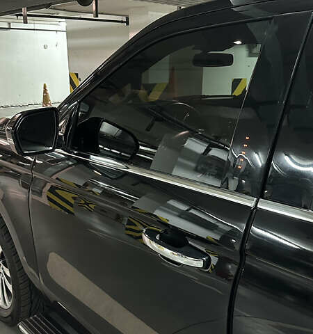 Черный Форд Экспедиция, объемом двигателя 3.5 л и пробегом 143 тыс. км за 31900 $, фото 4 на Automoto.ua