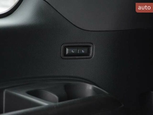 Черный Форд Экспедиция, объемом двигателя 3.5 л и пробегом 31 тыс. км за 48000 $, фото 51 на Automoto.ua