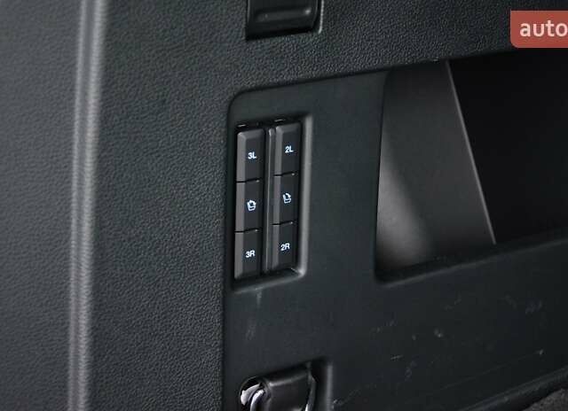 Черный Форд Экспедиция, объемом двигателя 3.5 л и пробегом 31 тыс. км за 48000 $, фото 49 на Automoto.ua