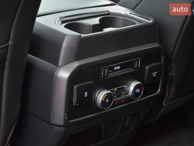 Черный Форд Экспедиция, объемом двигателя 3.5 л и пробегом 31 тыс. км за 48000 $, фото 44 на Automoto.ua